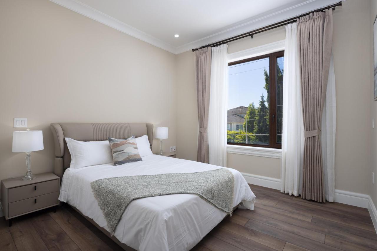 Vancouver Vacation Home Richmond Bagian luar foto